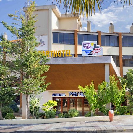 Ght Aparthotel Tossa Park Tossa de Mar Esterno foto