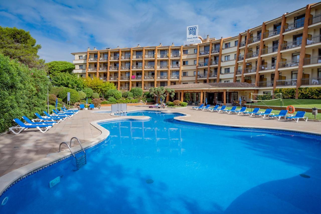 Ght Aparthotel Tossa Park Tossa de Mar Esterno foto
