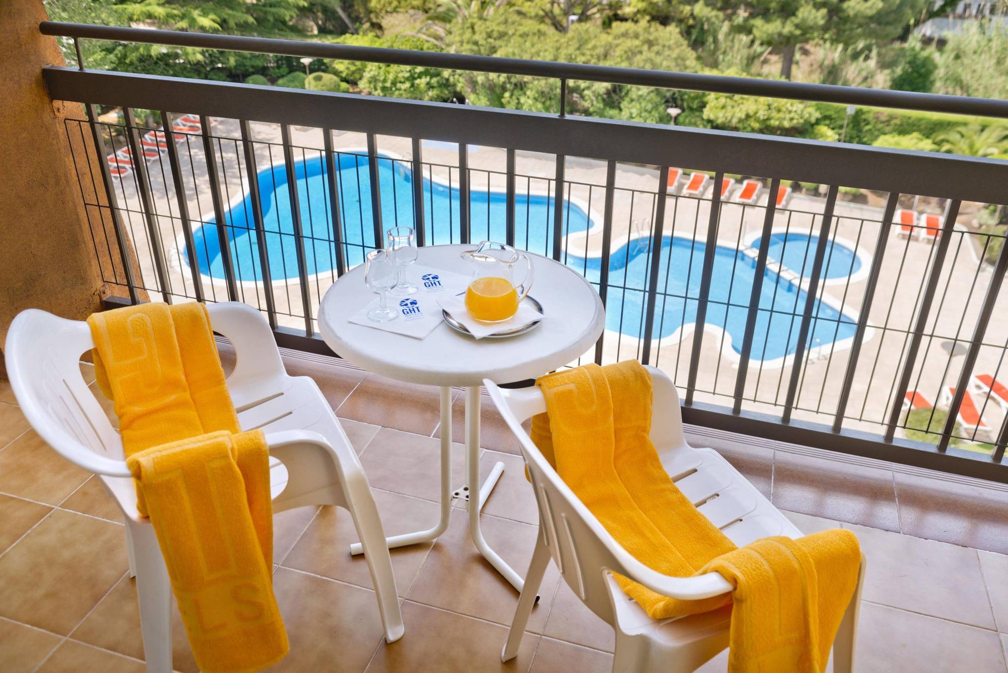 Ght Aparthotel Tossa Park Tossa de Mar Esterno foto