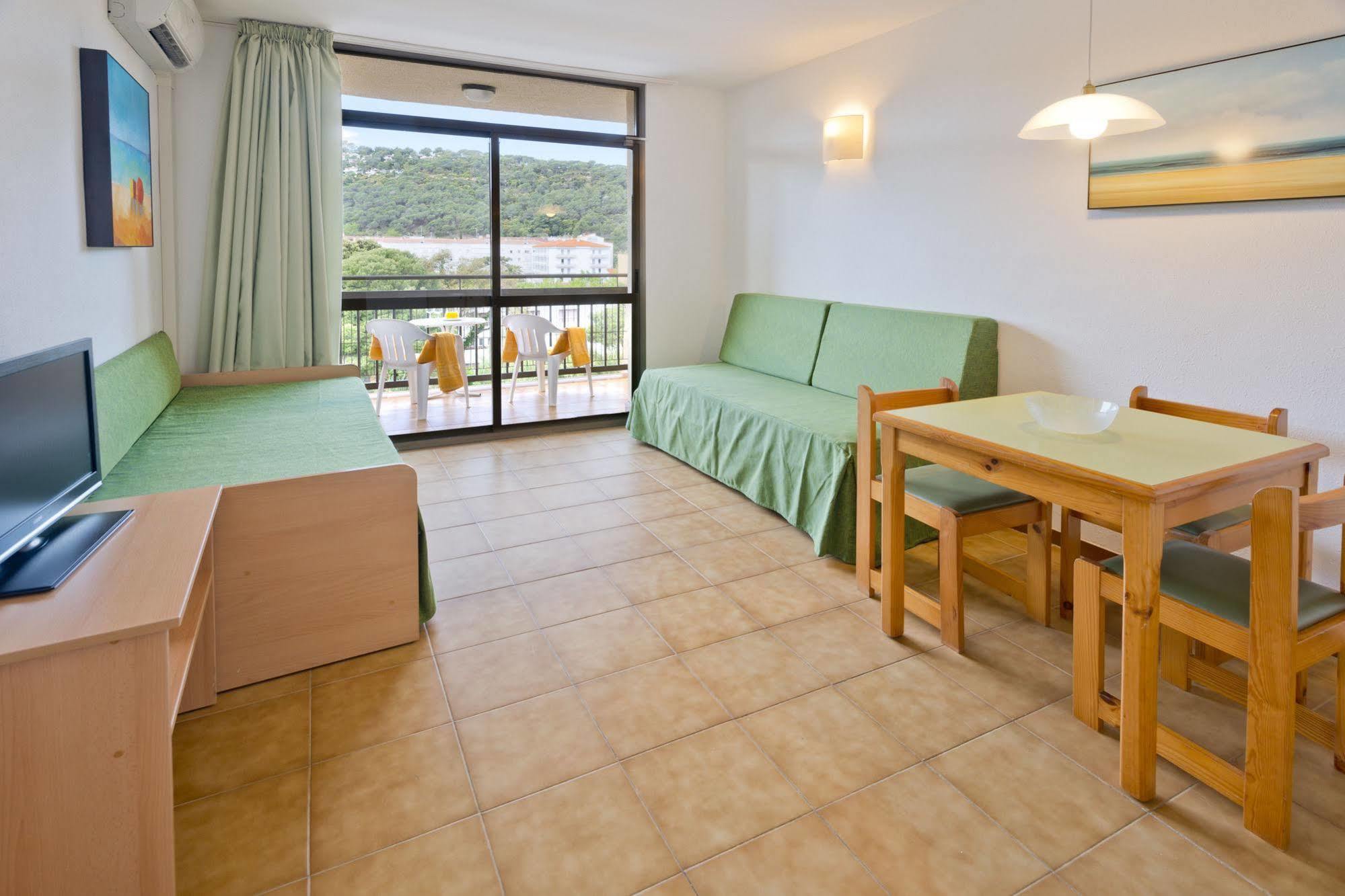 Ght Aparthotel Tossa Park Tossa de Mar Esterno foto
