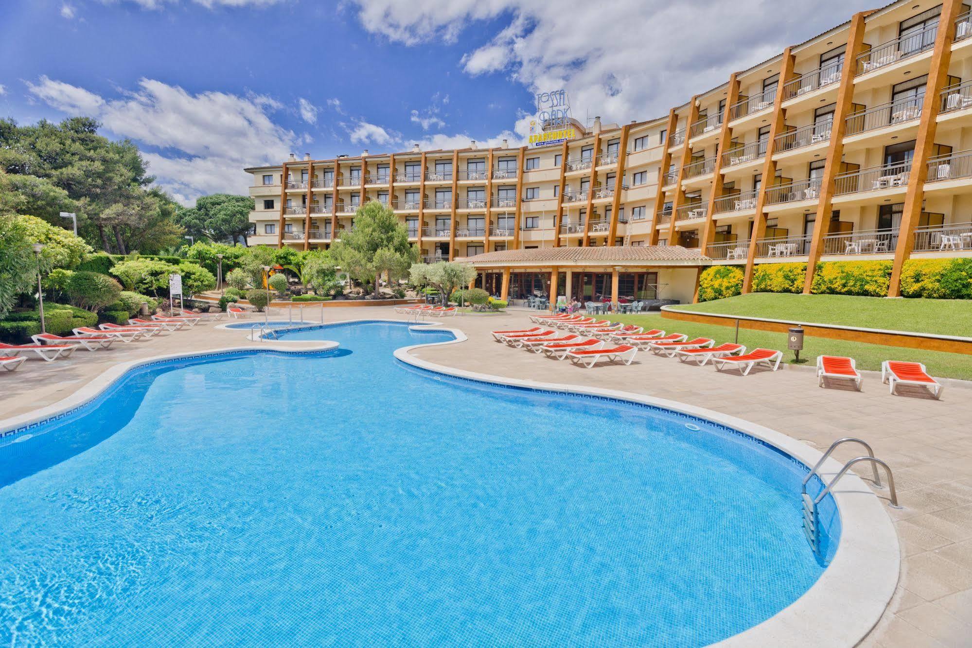 Ght Aparthotel Tossa Park Tossa de Mar Esterno foto